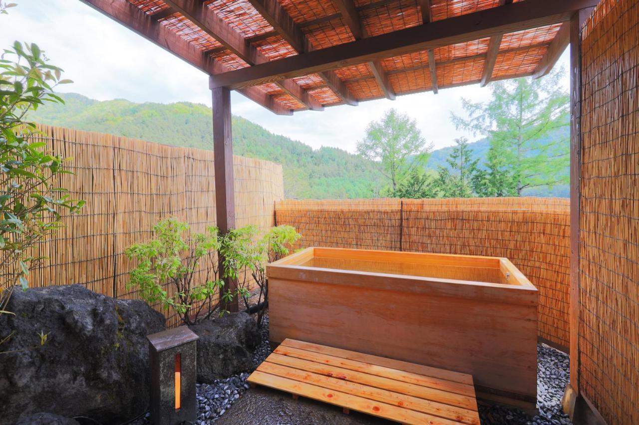 ホテル Mt.Shakushi Gateway Camp 富士吉田市 エクステリア 写真